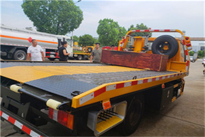 迁安附近拖车电话号码服务